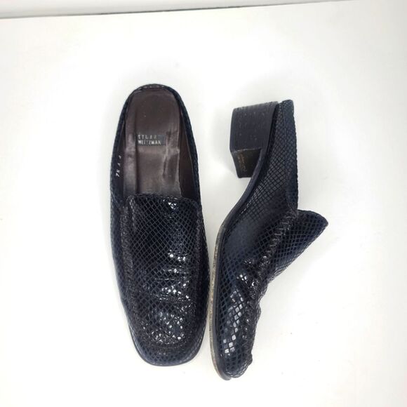 Stuart Weitzman Black Snakeskin Python Slip On Loafer 7 1/2 - Picture 1 of 16